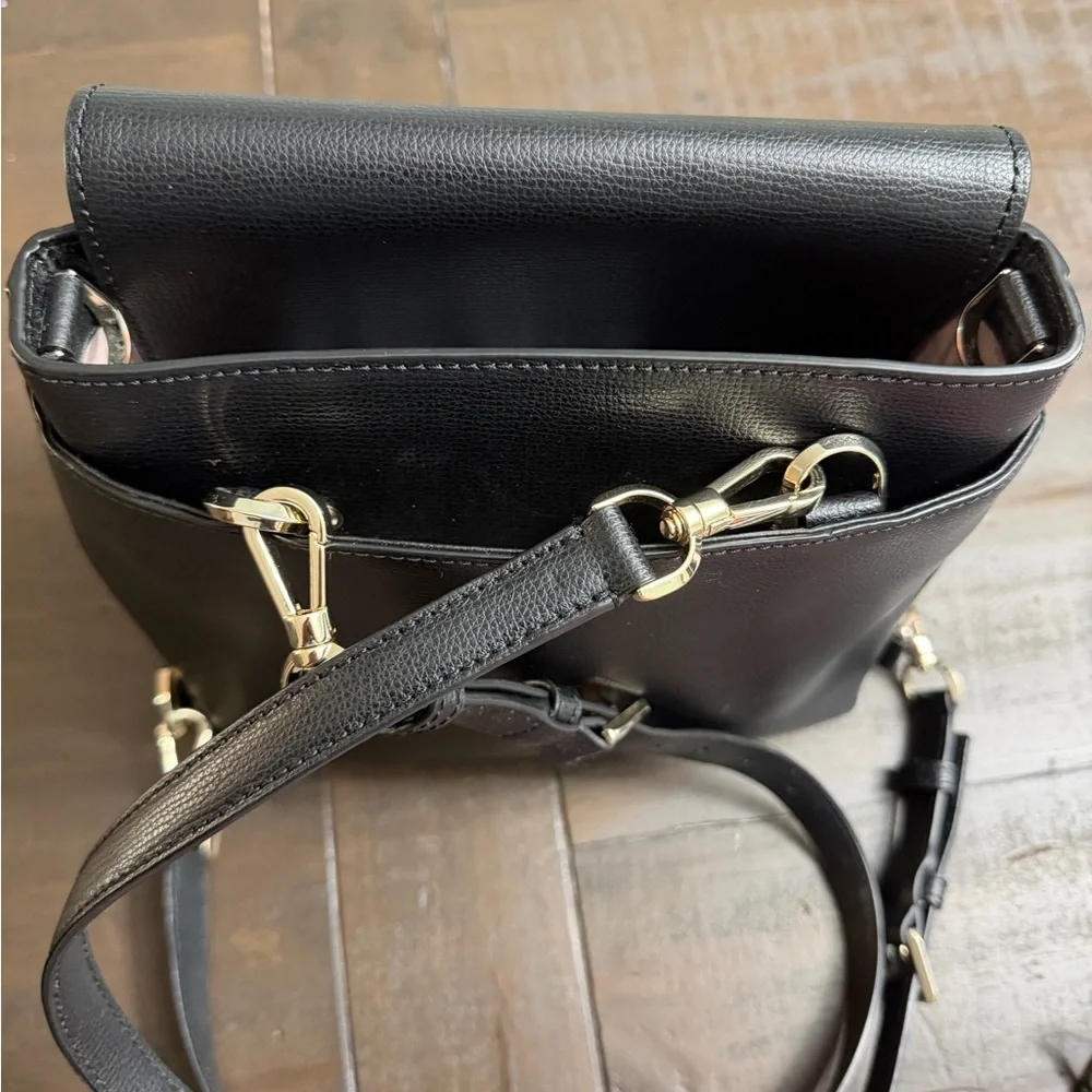 Kate Spade Backpack Shoulder Bag in Black with 3 changing flab’s - Picture 12 of 16